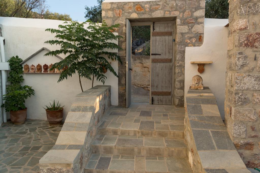 Kk Houses هيدرا الغرفة الصورة